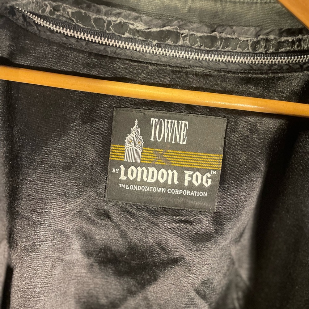 London Fog Men's Black Trench Coat - Picture 12 of 14